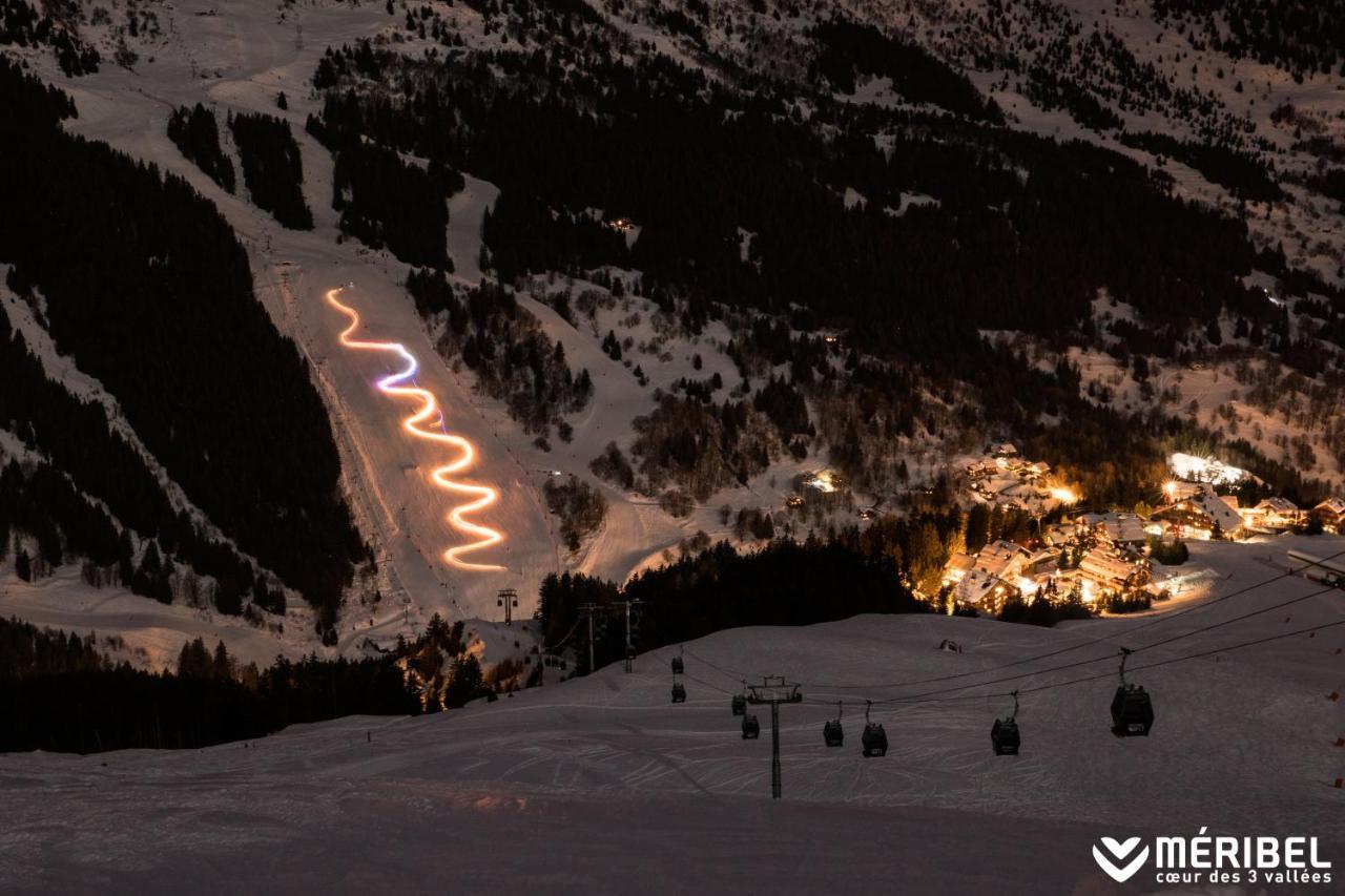 Hotel Le Chamois D'Or, Ussim Vacances Méribel Dış mekan fotoğraf