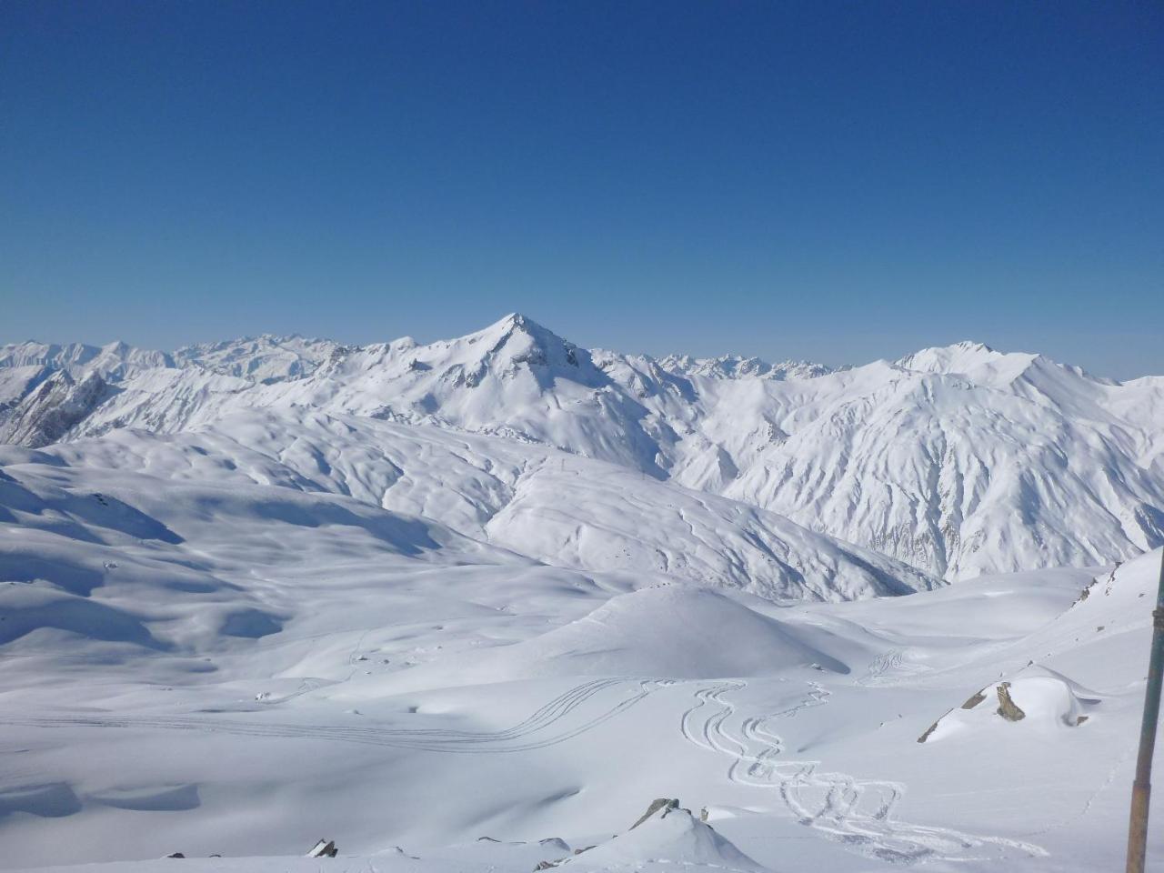 Hotel Le Chamois D'Or, Ussim Vacances Méribel Dış mekan fotoğraf