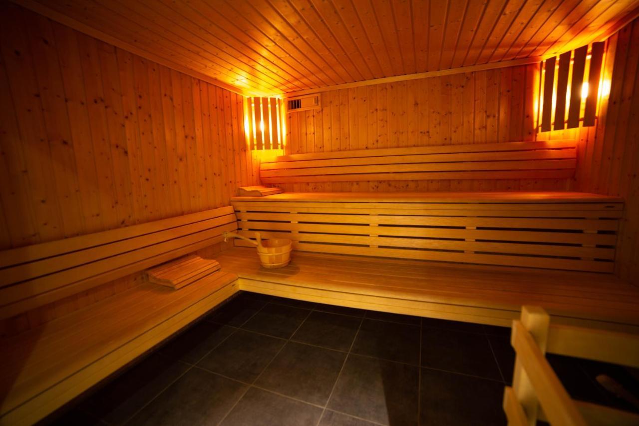 Hotel Le Chamois D'Or, Ussim Vacances Méribel Dış mekan fotoğraf